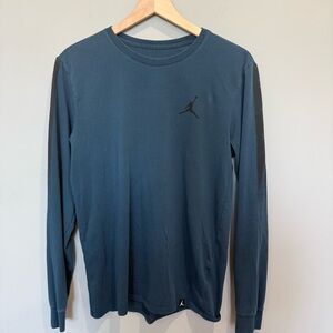 Jordan Sport Men's Dri-FIT Long-Sleeve T-Shirt Size Medium